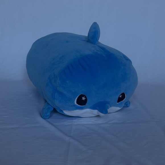 Moosh Moosh Dalphine the Dolphin Plush - Picture 1 of 1